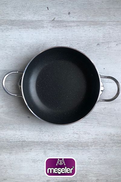MEŞELER Granite Sahan / Black Inox Handle Omelette