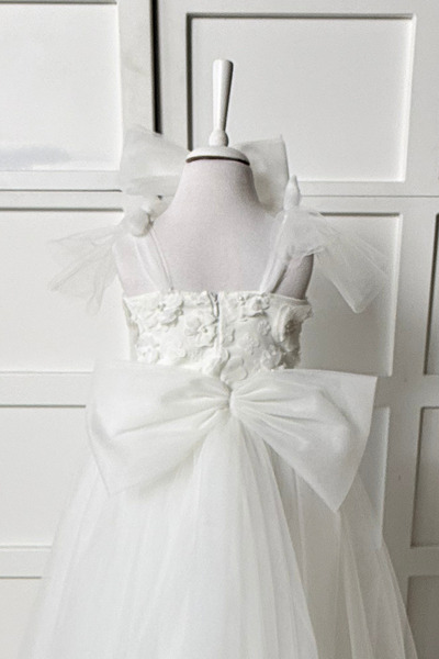 modabesta Beyaz 3 Boyutlu Çiçekli Kız Çocuk Abiye ve Parti Elbisesi