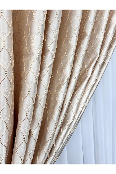 Metropolitan Concept Baroque drapery, worked on 10 cm wide rejansa.