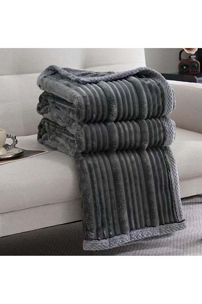 Comfy Luxurious Embossed Grey Textured Blanket King Size 200 x 230 Cm