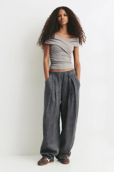 Pull & Bear Açık omuzlu kruvaze yaka Top