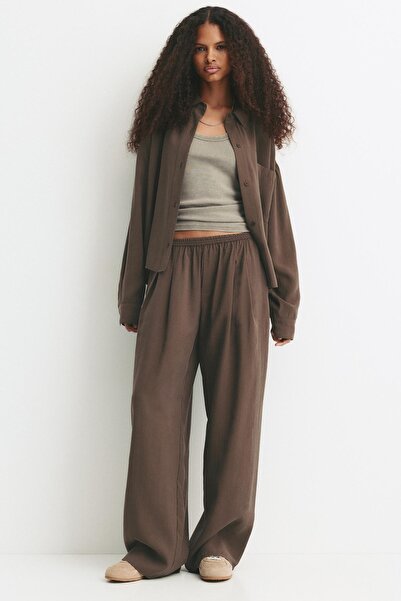 Pull & Bear Pilili kumaş pantolon