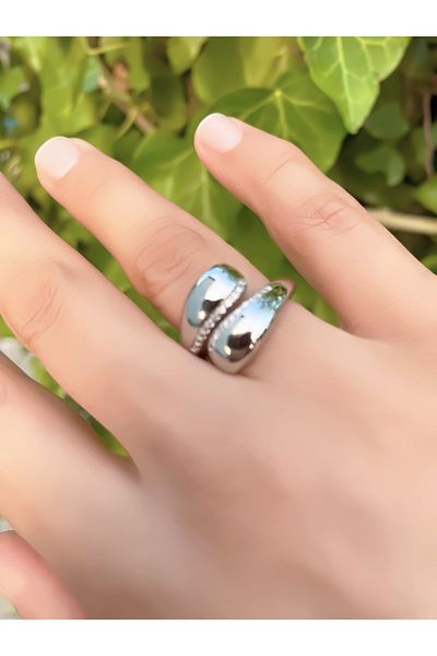 VEGALUXE Stoned Drop Steel Ring Silver Color