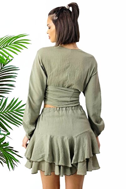FashionForYou Wichita suit, shirt, tie under bust and short-cut trouser skirt, Khaki