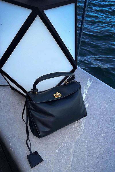 Levidor Black Accessory Detailed Handbag