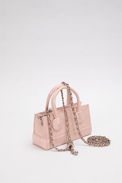 Levidor Pink Adjustable Lock Detailed Handbag