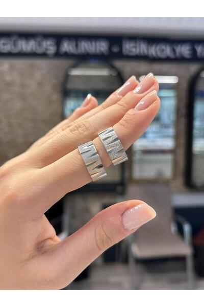 gümüşe dair 925 Ayar Gümüş Parlak Işıltılı Çizgili Kadın Alyans
