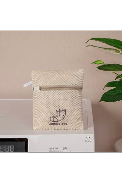 Generic 2 mesh laundry bags designed to protect delicate clothes during washing.