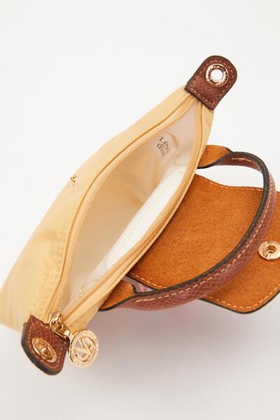 Levidor Khaki Leather Cover Detailed Handbag