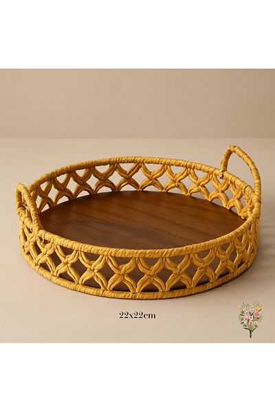 Strauss Home Natural Rattan Presentation Tray – 22X22X5 cm |   Handmade, Round, Decorative & Stylish