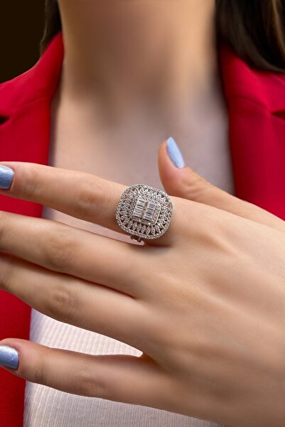 Altınaşkı Baget Taşlı Altın Yüzük