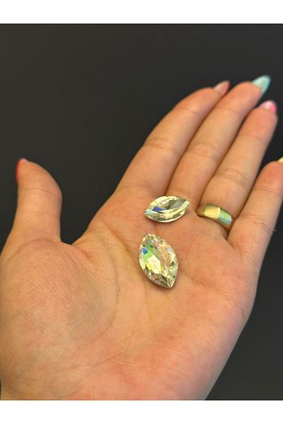Gönülden Tasarım 2 BUC. PASTĂ PICĂTURI CRYSTAL STONE 2X1 CM 2X1 CM