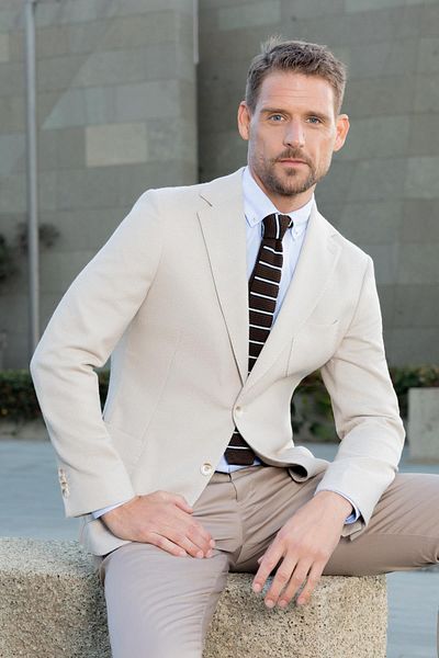 Morven Men's Beige Woven Slim Fit Mono Collar Jacket