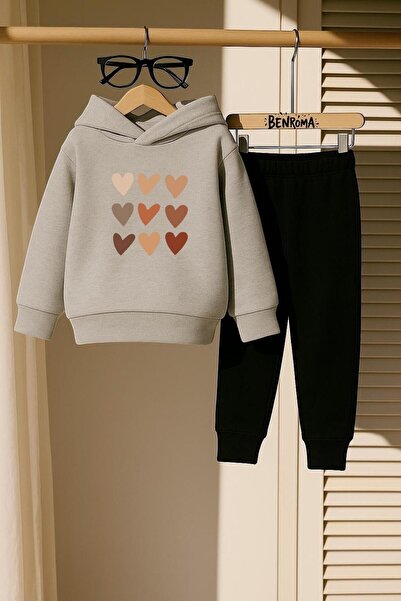 DM DOLCE MORE СЕРИЕН СЪРЦЕВ ПРИНТ 3-ЧАСТЕН ДЕТСКИ СПОРТЕН КОМПЛЕКТ