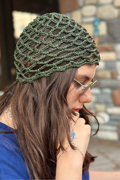 yucin Handmade Mesh Knitted Summer Beret – Bohemian Retro Hair Accessory, Beach Hat, Khaki