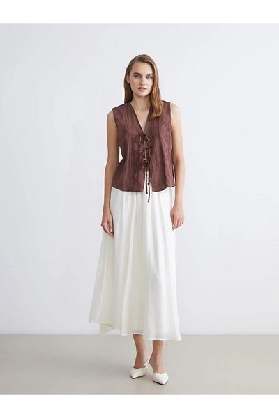 LC Waikiki Lcwaikiki Classic Brown V-Neck Embroidered Bow Blouse