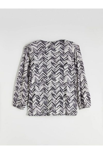 LC Waikiki Lcw Grace Black Crew Neck Patterned Blouse