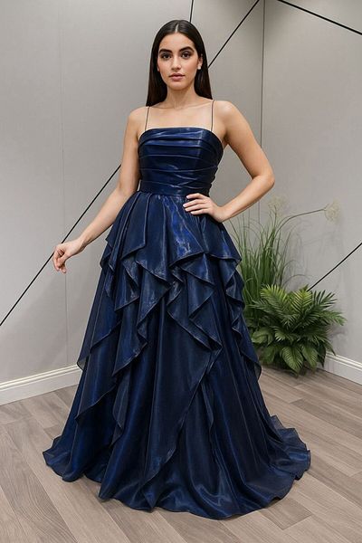 4YOU Luxurious evening dress with tiered layers