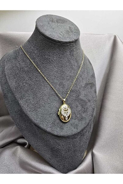 AURA قلادة علياء