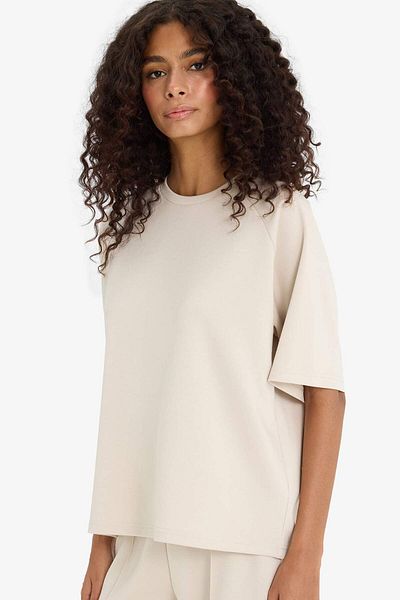 DeFacto Relax Fit Crew Neck Modal Short Sleeve T-Shirt F1031Ax25Au