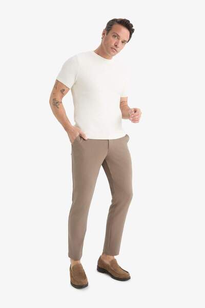 DeFacto Tailored Fit Straight Leg All-Way Stretch Soft Trousers with Key Pocket C7508Ax25Au