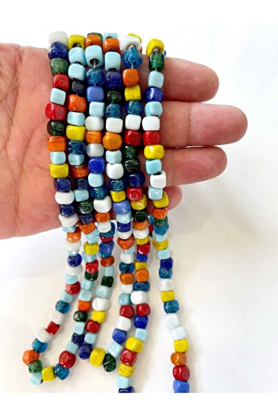 ella'nın çarşısı 15 bucăți mărgele de sticlă de culori asortate, pătrate, luc...