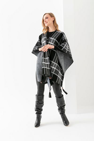 T Crazy T-Crazy Plaid Pattern Fisherman Stitch Patterned Woven Knitwear Poncho, Leather and Button Detail Tassel Poncho