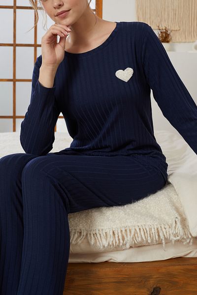 Siyah İnci Navy Blue Heart Embroidery Ribbed Knitted Pajamas Suit25226003