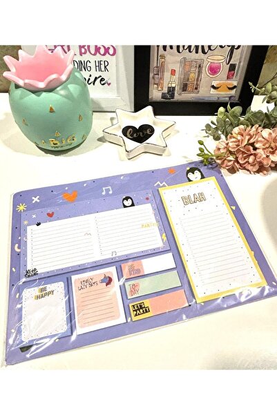 Generic A set of sticky notes that can be placed on the wall in various sizes and are engraved with distinctive shapes.