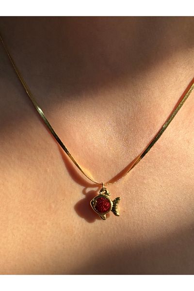Evina Accessory Rouge Fish Necklace |   Steel
