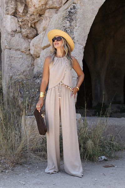 bytugcekaya Beige Accessory Linen Suit