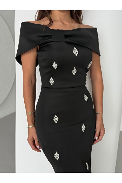 1Moda1Tarz Kadın İthal Scuba Krep Kumaş Fiyonk Detaylı Taş İşlemeli Astarlı Özel Tasarım Maxi Elbise