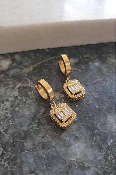 YONGA'S BOUTİQUE Gold Baguette Stone Earrings