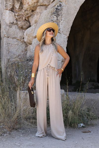 bytugcekaya Beige Accessory Linen Suit