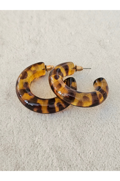 SiestaAccessories Leopard Pattern Acrylic Hoop Earrings