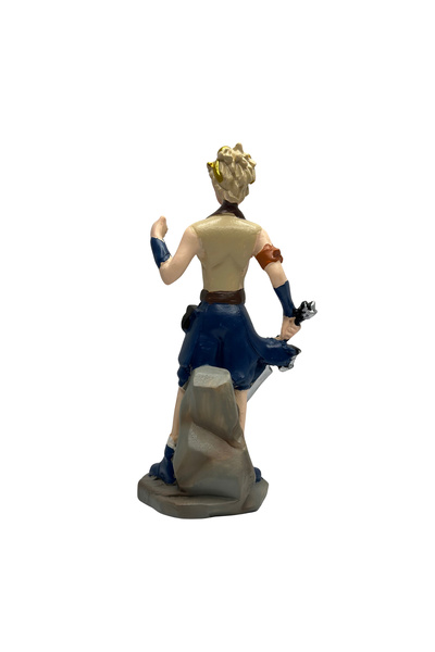 Vera Anime Naruto Anime Figure with Cape 16 cm Collection