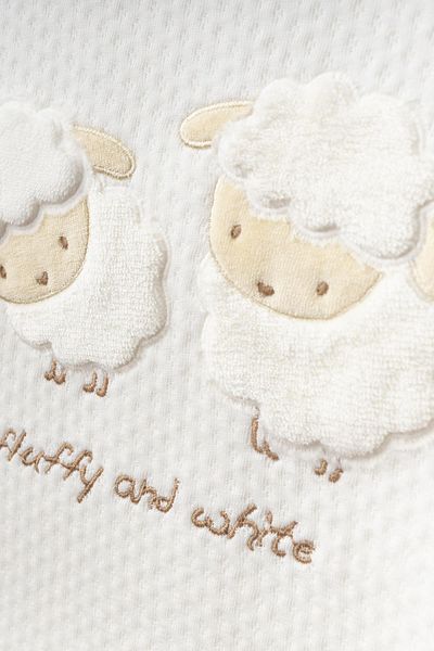 RAPAPA Cute Lamb Patterned Cotton Double Layer 90X90 cm Quilted Baby Blanket 95100