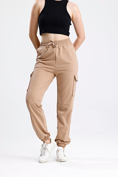 Green Hill Cargo Pocketed Biscuit Color Sweatpants with Elastic Waist