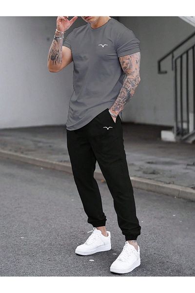 Hunors Sportswear & Company Men's Bird Printed T-shirt-Sweatpants Set