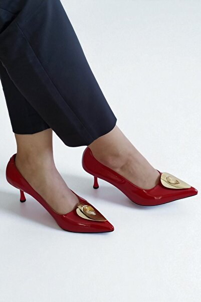 ERS Air Comfort Hakiki Rugan Deri Kırmızı Kadın Stiletto Gold Taş Tokalı 7 cm Şık Sivri Burun Topuklu Ayakkabı