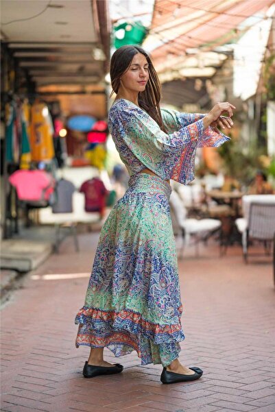 Miss Boheme Turquoise Color Waist Embroidered Ruffle Detailed Skirt Blouse Set