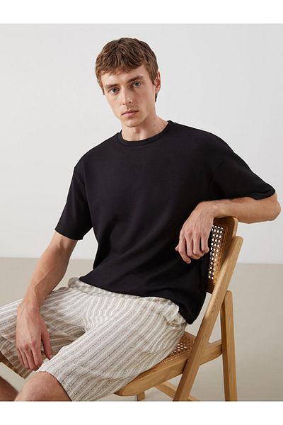 LC Waikiki Quality Parts from Celebi Store |   Black Crew Neck Men's T-Shirt