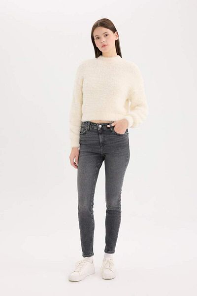 DeFacto Noul sezon Skinny Fit, talie înaltă, picior drept, pantaloni lungi cu aspect de jean spălat