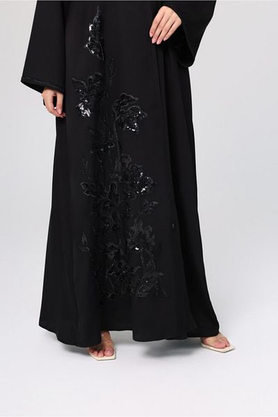 IKKXA Luxury Design Beaded Embroidery Soild Abaya