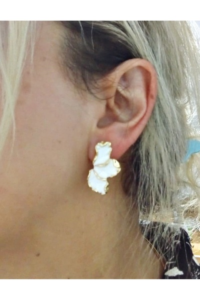mos&more White Enamel Gold Half Leaf Small Earrings