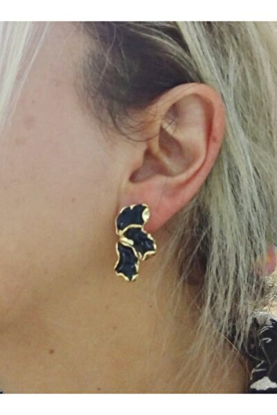 mos&more Black Enamel Gold Half Leaf Small Earrings