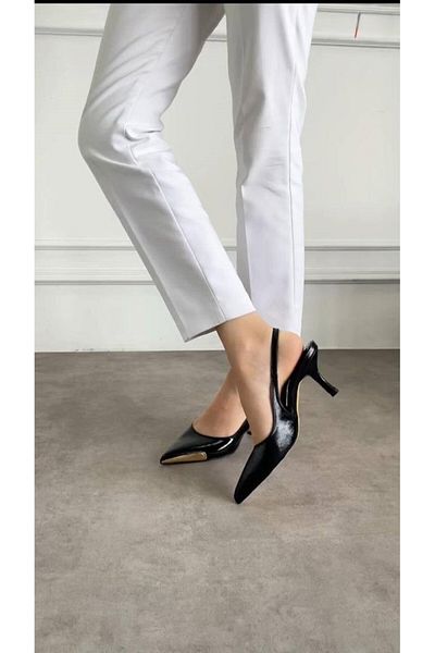 M&B "7 cm Heels, One Side Gold Detail Stiletto