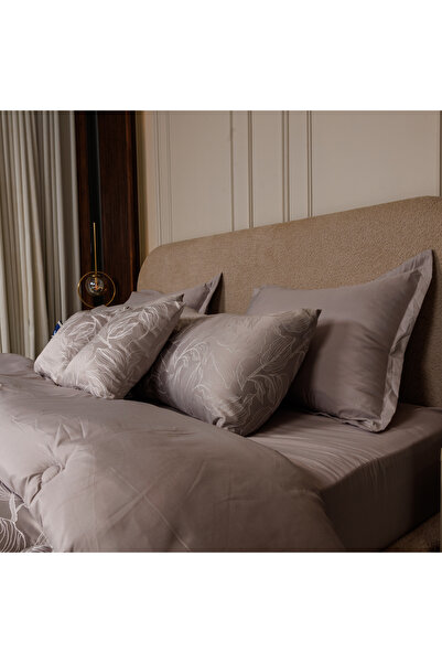 FoamZone 10-Piece Microfiber Jacquard Comforter