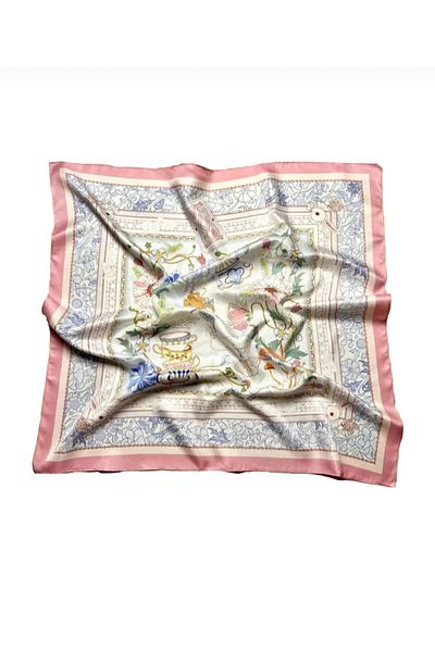 Lilly Alice's Garden Scarf { 60*60 cm }