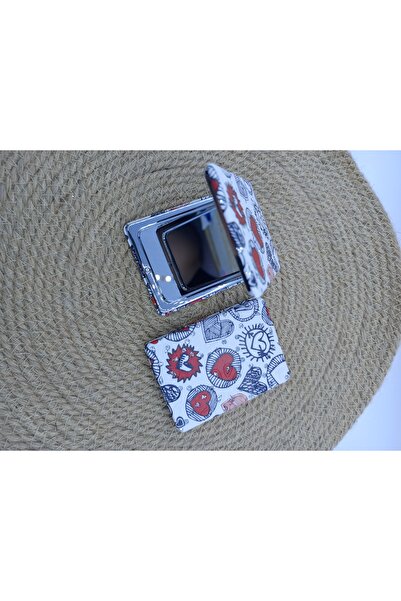 MY WORLD LİFE KALP Tasarımlı Büyüteçli Ve Normal Aynalı Pratik Mini Cep Çanta...